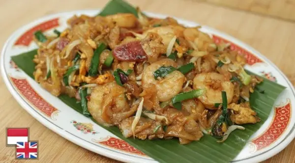 Tampilan Kwetiau Goreng ala Chef Devina Hermawan (Sumber : Youtube /@devinahermawan)