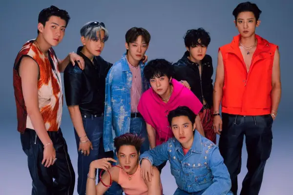Rilis Teaser Misterius, EXO Isyaratkan Comeback Desember 2025 (Sumber : X/@soompi)