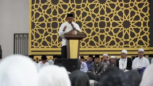 Bupati Sukabumi Asep Japar dalam acara Tasyakur Bin Nimah HJKS ke-155. (Sumber : Dokpim Pemkab Sukabumi)