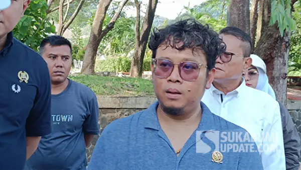 Ketua Komisi IV DPRD Sukabumi, Ferry Supriyadi Mengecam Pungli di Pabrik Cikembar, Minta Para Korban Berani Melapor (Sumber : SU/Ilyas).