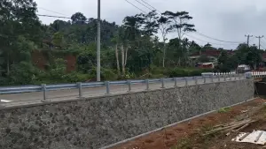 Jembatan Ciseureuh penghubung Jampangkulon-Cimanggu Usai Diperbaiki (Sumber: PU Kabupaten Sukabumi)