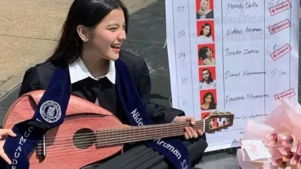 Nidewi Aruman, Mahasiswa ITB rancang gitar akustik dari Rotan untuk tugas akhir, Inovasi yang melahirkan nilai. (Sumber foto: Kamus Mahasiswa)