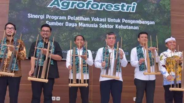 Launching program Pelatihan Vokasi bidang Agroforestri di KBB. (Sumber Foto: Biro Adpim Jabar)