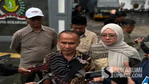 Wakil Ketua DPRD Kota Sukabumi, Rojab Asyari saat diwawancarai, Jumat (12/9/2025). (Sumber: SU/Turangga Anom)