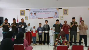 Penyaluran manfaat wakaf di Citamiang Kota Sukabumi oleh LWDB. (Sumber : Istimewa.).