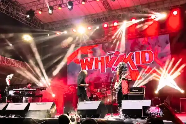 Pernyataan Ayat Whizzkid bukan sekadar keluhan, melainkan analisis tajam dari seorang veteran yang telah berkecimpung hampir empat dekade di industri musik Indonesia. (Sumber: Facebook/Ayat Whizzkid)