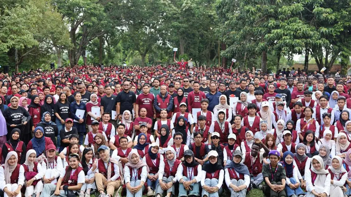 Resmi Jadi Genusian! 2.200 Mahasiswa Baru Nusa Putra University Ikuti Penutupan MABIM 2025