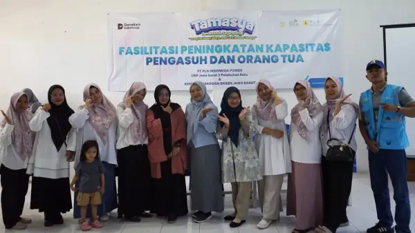 Kegiatan ini diikuti oleh orang tua dan pengasuh dari TPA As-Salam dan TPA Doa Bangsa, serta pengelola program balita dan anak DPPKB Kabupaten Sukabumi. (Sumber: dok PLN IP Palabuhanratu)
