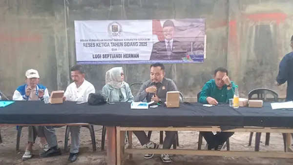 Reses anggota DPRD Kabupaten Sukabumi Lugi Septiandi Herman, di Desa Cijulang Jampangtengah. (Sumber : Istimewa.).