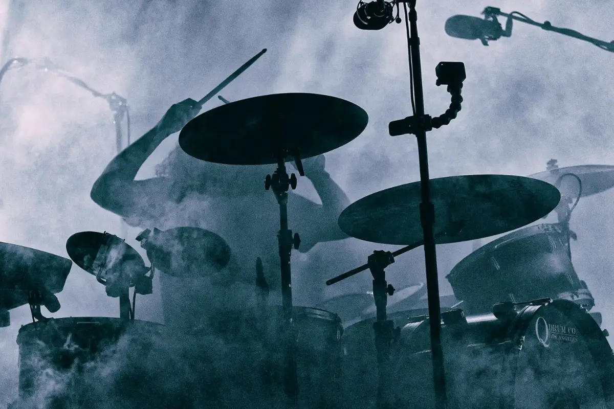 Foo Fighters Gandeng Ian Rubin, Nine Inch Nails untuk Tur Asia! Pertukaran Drummer Legendaris!