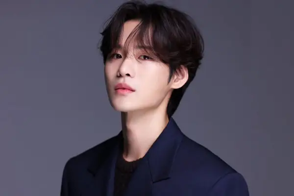 Tersandung Kasus DUI, Yun Jin On Minta Maaf dan Mundur dari Drama Positively Yours (Sumber : X/@soompi)