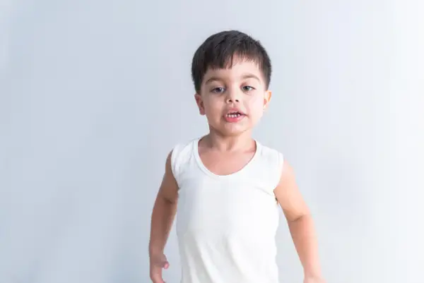 Ilustrasi tips mencegah kenaikan berat badan selama liburan (Sumber: Freepik/@8photo)
