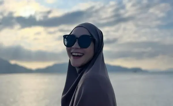 Zaskia Adya Mecca Ungkap Karyawannya Dianiaya Saat Antar Anak Sekolah (Sumber : Instagram/@zaskiaadyamecca)