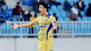 Gol Federico Barba di penghujung laga memberi kemenangan tandang perdana Persib di Stadion Kanjuruhan, Malang. (Sumber: Instagram/@persib)