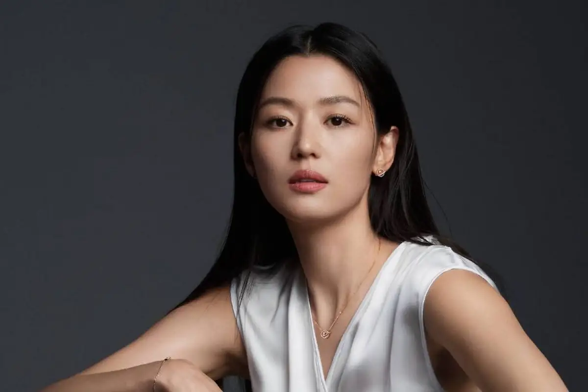 Agensi Jun Ji Hyun Klarifikasi Pembatalan Iklan Imbas Dialog Kontroversi Tempest
