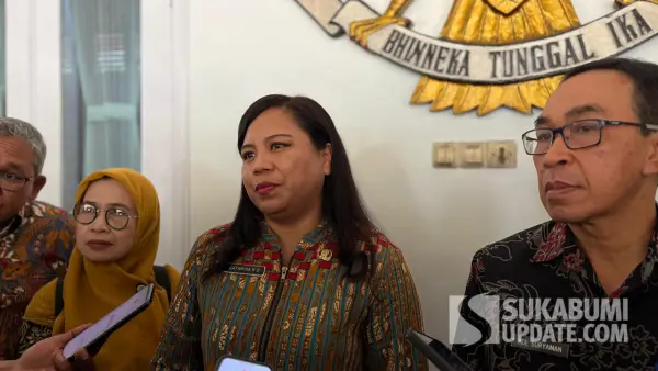 Kepala Subdirektorat Pengawasan Orang Asing dan Lembaga Asing Kemendagri RI, Katarina Rambu Babang, di Pendopo Sukabumi | Foto : Turangga Anom
