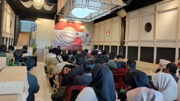 Anggota DPRD Jabar Muhammad Jaenudin saat sosialisasi Perda Nomor 2 Tahun 2025 di Cisaat, Kabupaten Sukabumi | Foto : Tim ADC