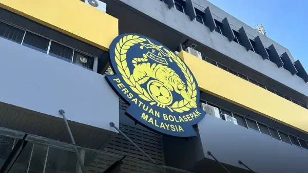 Komite Disiplin FIFA menjatuhkan hukuman pada federasi sepak bola Malaysia Football Association of Malaysia (FAM)  dan tujuh pemain naturalisasi mereka. (Sumber: Instagram/@famalaysia)