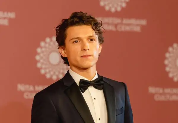 Tom Holland Kembali Syuting Spider-Man: Brand New Day Setelah Alami Gegar Otak (Sumber : Instagram/@tomholland2013)