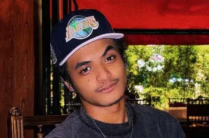 Vadel Badjideh Divonis 9 Tahun Penjara atas Kasus Persetubuhan Anak Nikita Mirzani (Sumber : Instagram/@vadelbadjideh)