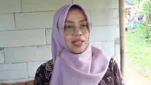 Kepala Dinas Sosial Kota Sukabumi Een Rukmin (Sumber: portal pemkot sukabumi)