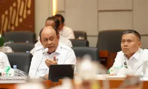 Kepala Badan Gizi Nasional (BGN), Dadan Hindayana, menyampaikan permintaan maaf atas dugaan insiden penganiayaan dua wartawan oleh petugas (SPPG) di Jakarta Timur | Foto : Website BGN