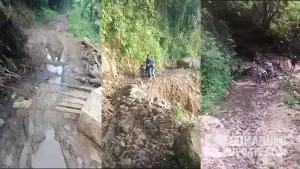 Kondisi jalan rusak parah di Dusun Ciangkrek, Desa Mekarasih, Kecamatan Simpenan, Kabupaten Sukabumi | Foto : Ilyas Supendi