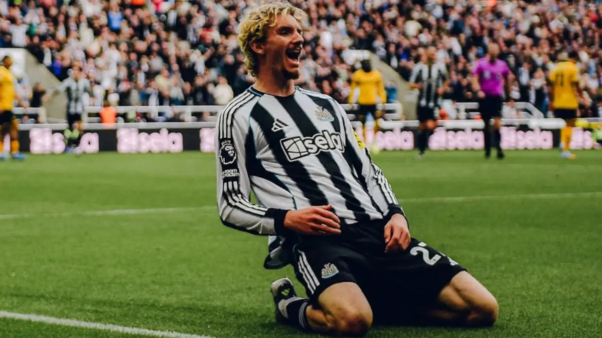 Nick Woltemade Penyerang Baru Newcastle United, Suksesor Alexander Isak?