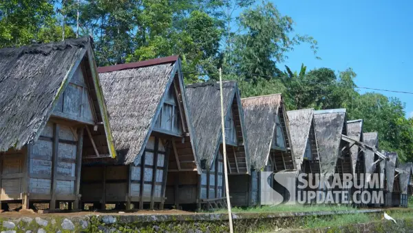Leuit di Kasepuhan Ciptamulya, Cisolok Sukabumi. (Sumber Foto: Dok. SU)