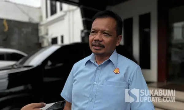 Kajari Kota Sukabumi, Ade Hermawan saat diwawancarai sukabumiupdate.com, Selasa (7/10/2025) |  Foto : Turangga Anom
