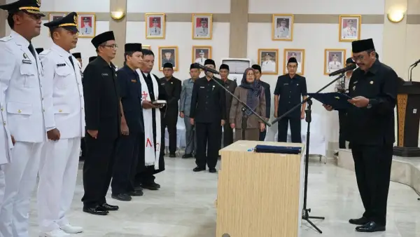 Mutasi besar-besaran, Bupati Sukabumi Asep Japar lantik 293 pejabat baru (Sumber: dokpim Kabupaten Sukabumi)
