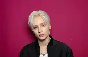 Huening Kai TXT Tanggapi Video Bersama Perempuan yang Beredar di Media Sosial (Sumber : Instagram/@txt_bighit)