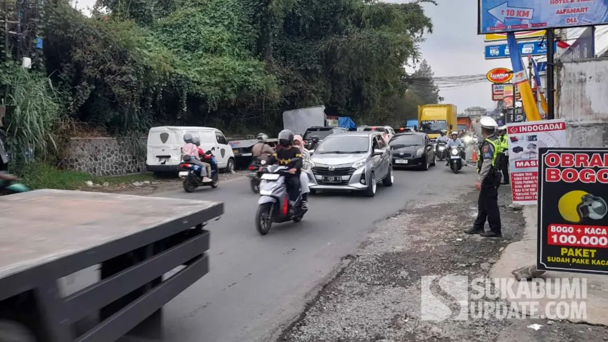 Jalur Sukabumi-Bogor Padat, Lonjakan Kendaraan Terjadi Sejak Malam Akhir Pekan