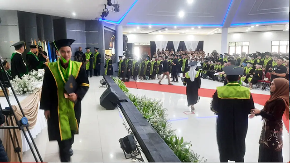 Potret prosesi wisudawan STIKES Sukabumi. | Dok STIKES