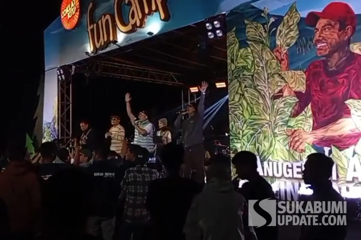 Gemerlap Coklat Kita Funcamp 2025 kian sempurna dengan kehadiran penampil papan atas. Panggung diisi oleh hentakan musik enerjik dari kolaborasi apik Melly Mono x T-Five, alunan orkestra megah dari Bandung Inikami Orkestra (BIO), serta irama yang memantik
