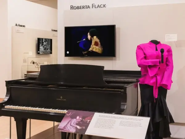 Roberta Flack transformasi Standar Golden Soul Killing Me Softly sebagai lagu legendaris datang setahun kemudian melalui suaranya di tahun 1973 (Sumber : Facebook)