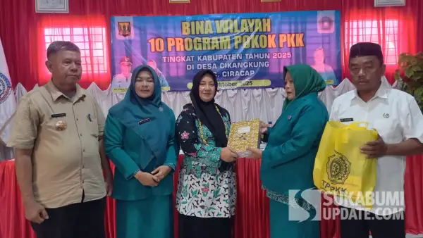 Bina wilayah 10 Program pokok PKK di Ciracap Sukabumi. Selasa (14/10/2025) (Sumber: SU/Ragil Gilang)