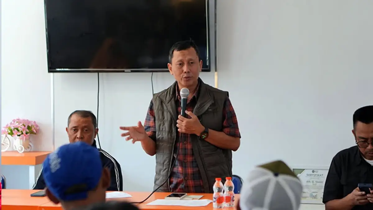Dorong Kesejahteraan Peternak, Slamet Dampingi Pelatihan Penerima Bantuan Ayam Petelur di Sukabumi