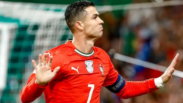 Cristiano Ronaldo sukses menjadi top skor sepanjang masa di babak Kualifikasi Piala Dunia dengan raihan 41 gol (Sumber: Instagram/@portugal)