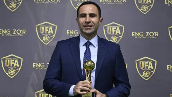Timur Kapadze, mantan pelatih Timnas Uzbekistan yang mengantarkan Kusanov ke Piala Dunia 2026 dikabarkan akan melatih Timnas Indonesia (Sumber: Instagram/@timurkapadze18)