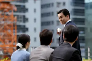 Cuplikan K-Drama The Dream Life of Mr. Kim: Ketika Kejayaan Runtuh, Hidup Baru Dimulai (Sumber : MyDramaList)