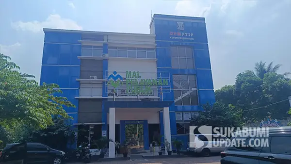 Kantor DPMPTSP Kabupaten Sukabumi yang berada di Jl. Bhayangkara No.KM 1, Citepus, Kecamatan Palabuhanratu, Kabupaten Sukabumi. (Sumber : SU/Ilyas).