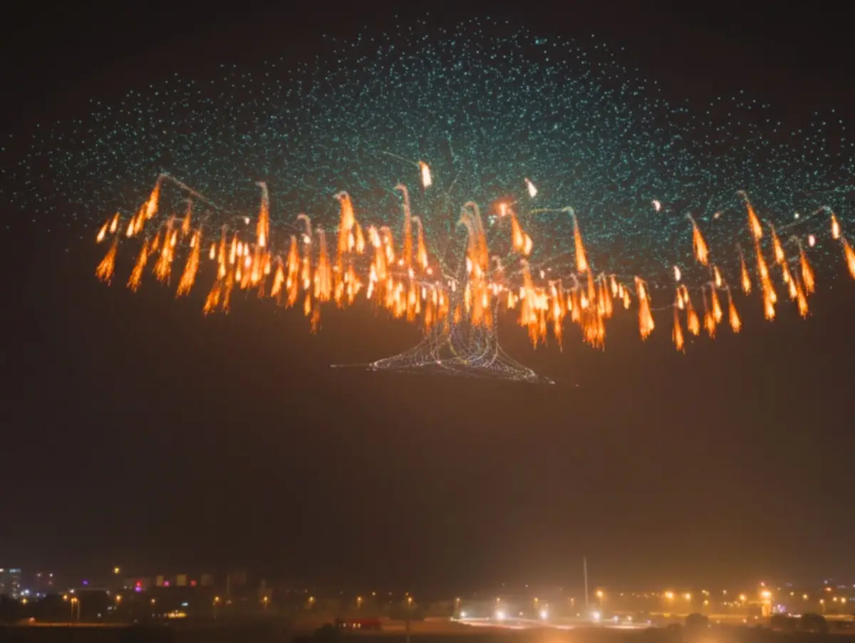 WOW Rekor! 16.000 Drone Menari di Langit Liuyang! Romansa Teknologi Pemecah Rekor Dunia!