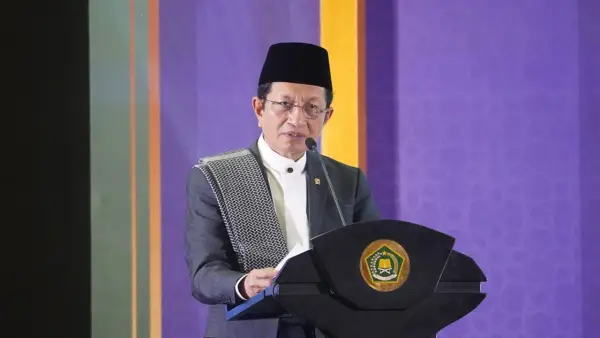 Menag Nasaruddin Umar dalam acara Istighosah Hari Santri 2025. (Sumber: Dok Menag)