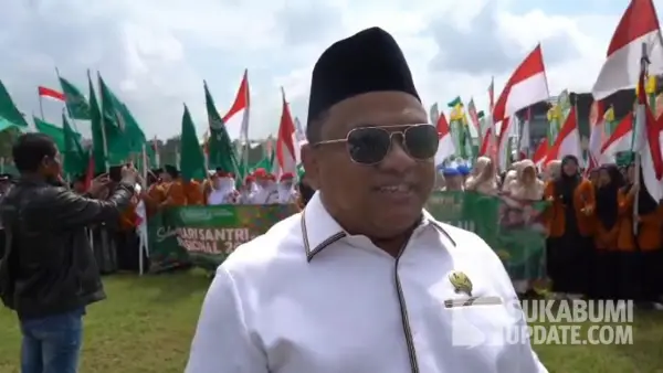 Ketua DPRD Kabupaten Sukabumi, Budi Azhar Mutawali saat menghadiri upacara HSN 2025. (Sumber: dok DPRD)