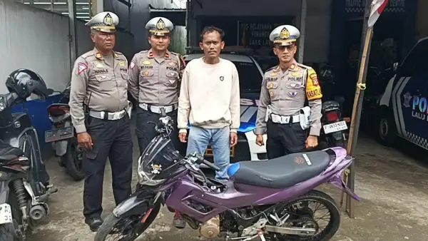 Pemotor Ugal-ugalan saat diamankan Polsisi. (Sumber: Dok Polisi)
