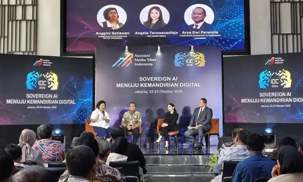 Indonesia Digital Conference 2025 yang diselenggarakan AMSI bertema Sovereign AI Menuju Kemandirian Digital di The Hub Sinarmas Land, Jakarta, Rabu (22/10/2025) | Foto : Dok. AMSI