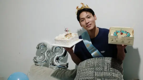 Ulang Tahun ke-32, Na Daehoon Tetap Bahagia Meski Diterpa Isu Perselingkuhan Jule (Sumber : Instagram/@daehoon_na)