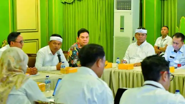Gubernur Jawa Barat Dedi Mulyadi saat menyambangi kantor Bank Indonesia (BI) di Jakarta, Rabu (22/10/2025). (Sumber Foto: Biro Adpim Jabar)