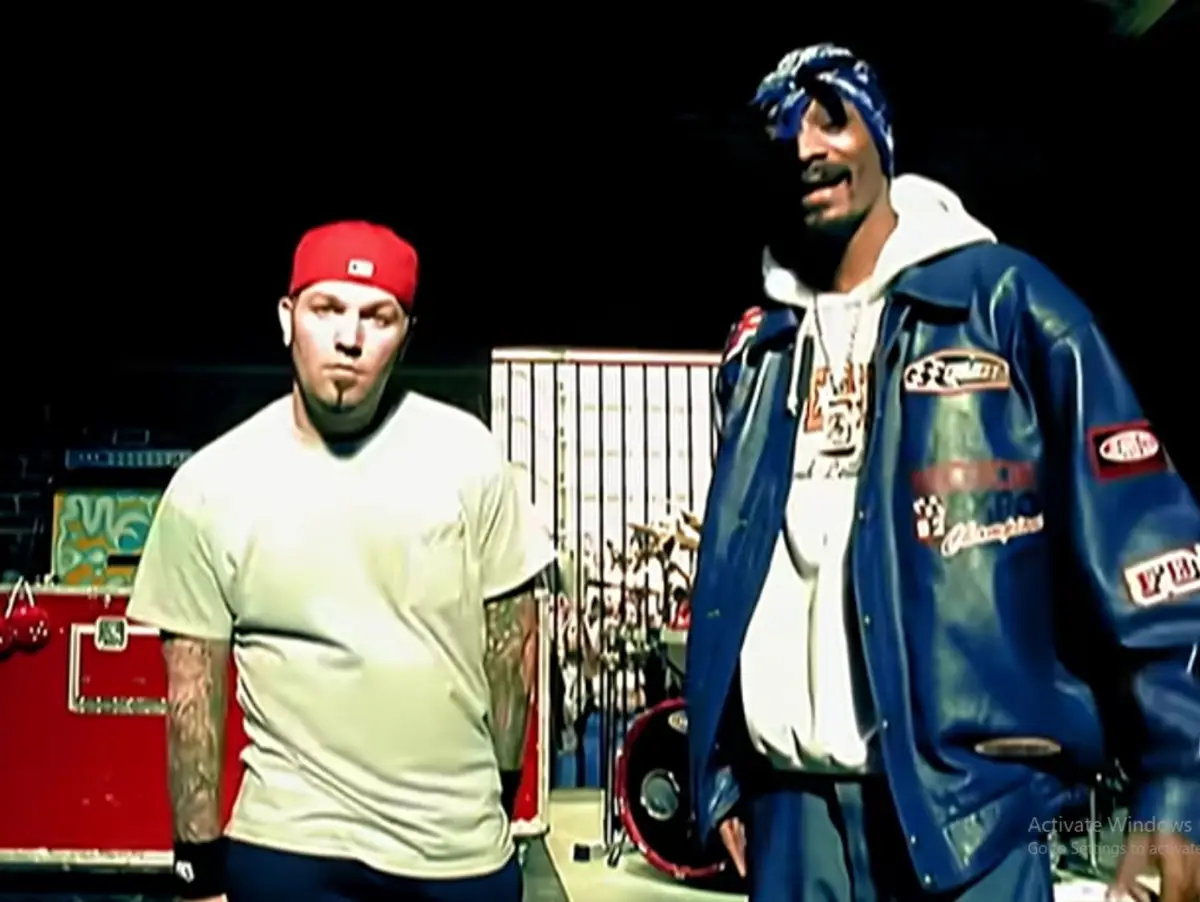 Video musiknya yang legendaris menampilkan sederet cameo selebriti kelas atas seperti Snoop Dogg, Dr. Dre, Eminem, dan Jonathan Davis (Korn)